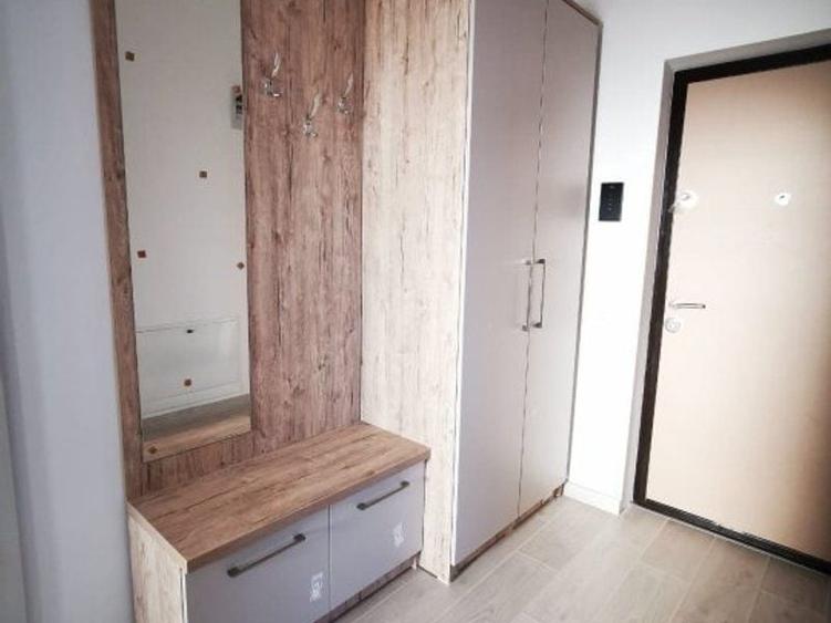Apartament cu 2 camere decomandat în Aradului