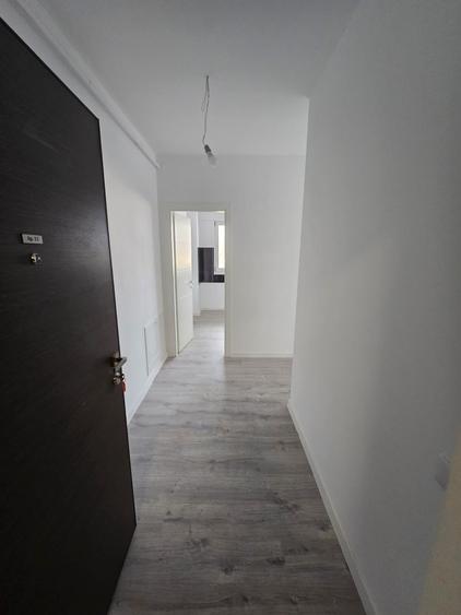 Apartament cu 2 camere decomandat în Nicolina