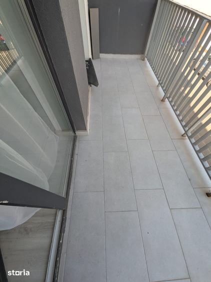 Apartament cu 2 camere semidecomandat în Florești