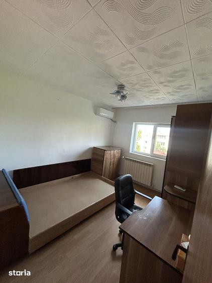 Apartament cu 3 camere în Rahova