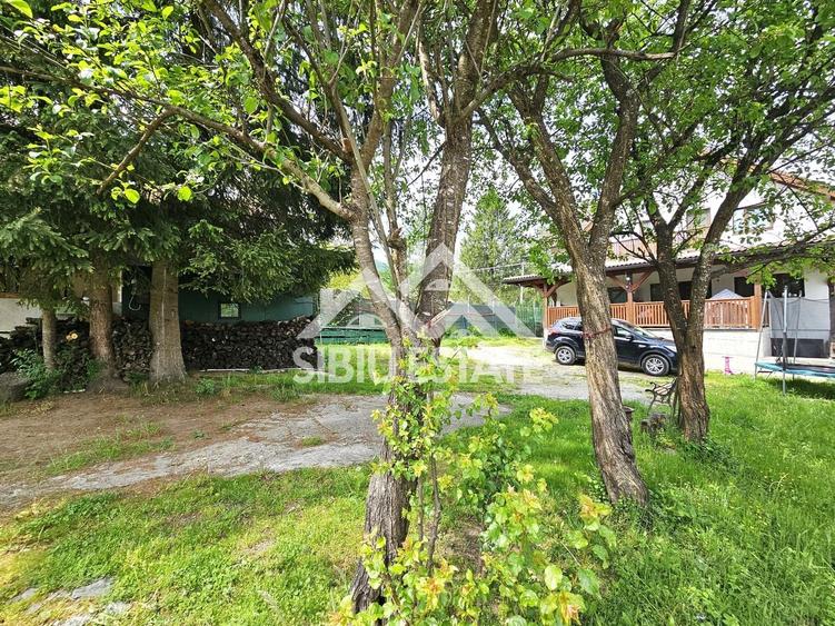 Casă individuală cu 6 camere cu Canalizare în Exterior Sud
