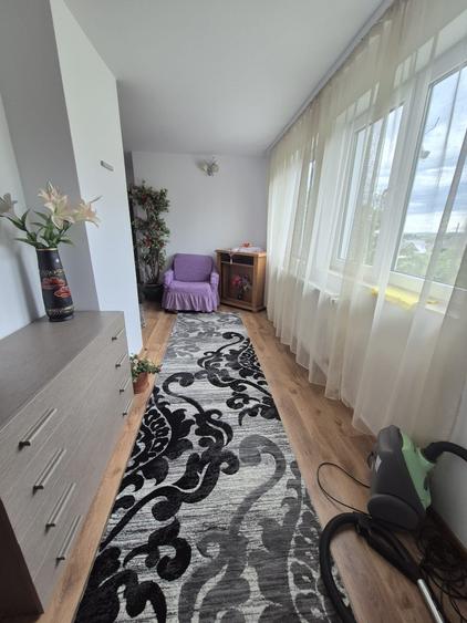 Casă individuală cu 10 camere cu Teren 1000 Mp în Arbore