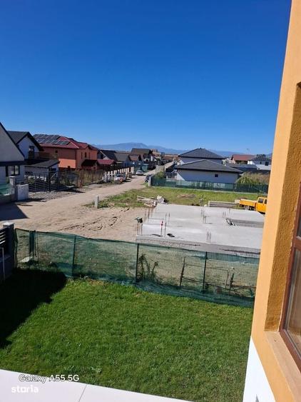 Casă cu 4 camere cu Teren 414 Mp în Hărman