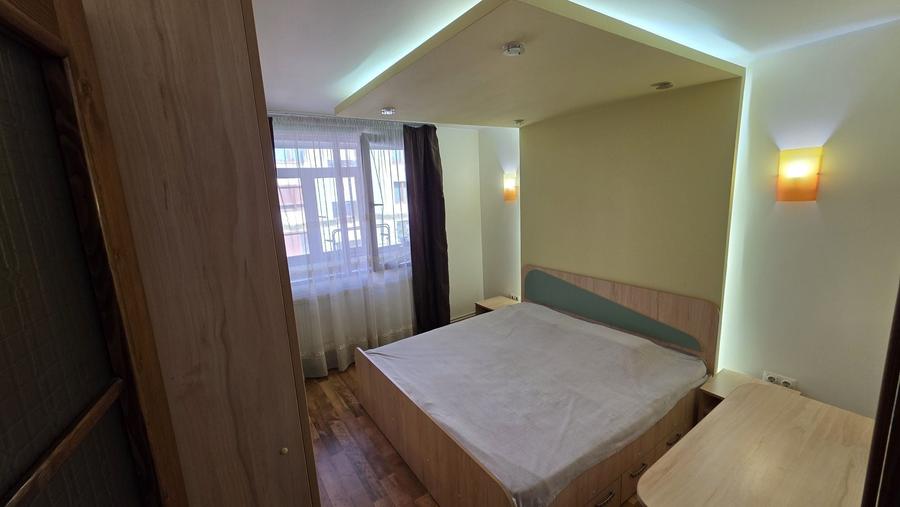 Apartament cu 2 camere semidecomandat în City Park Mall