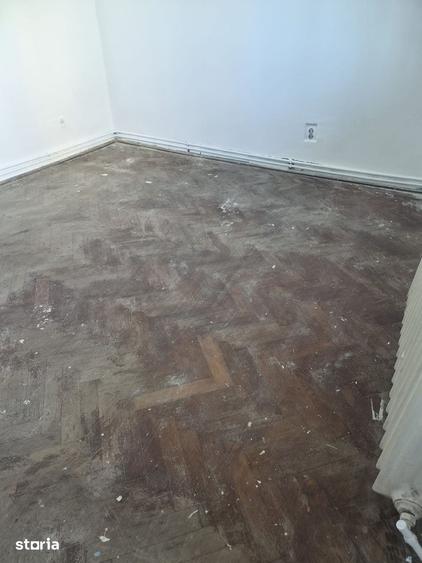 Apartament cu 2 camere decomandat în Dâmbu Pietros