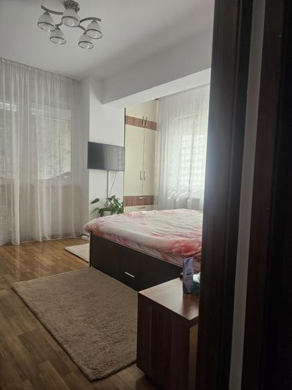 Apartament cu 2 camere decomandat în Șcheia