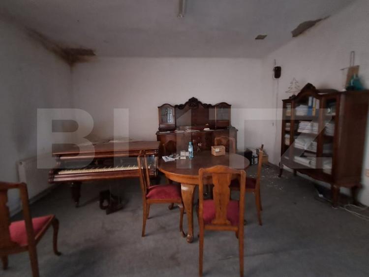 Casă individuală cu 2 camere cu Canalizare în Tudor
