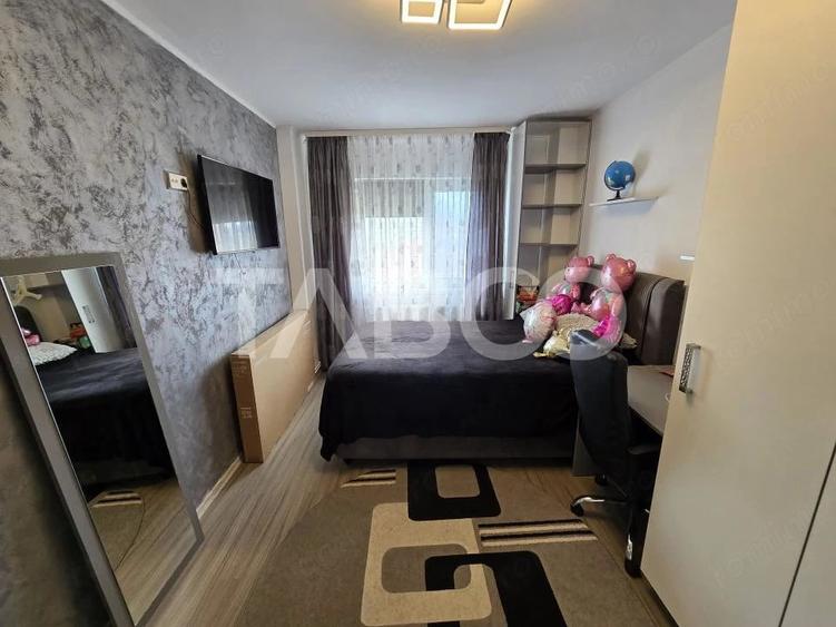 Apartament cu 3 camere decomandat în Mihai Viteazul