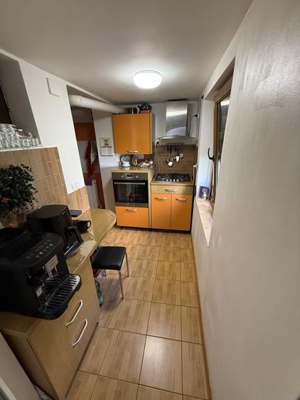 Apartament cu 2 camere decomandat în Casa de Cultură