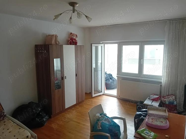 Apartament cu 2 camere decomandat în Precista