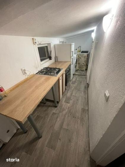 Inchiriez apartament mic - 2