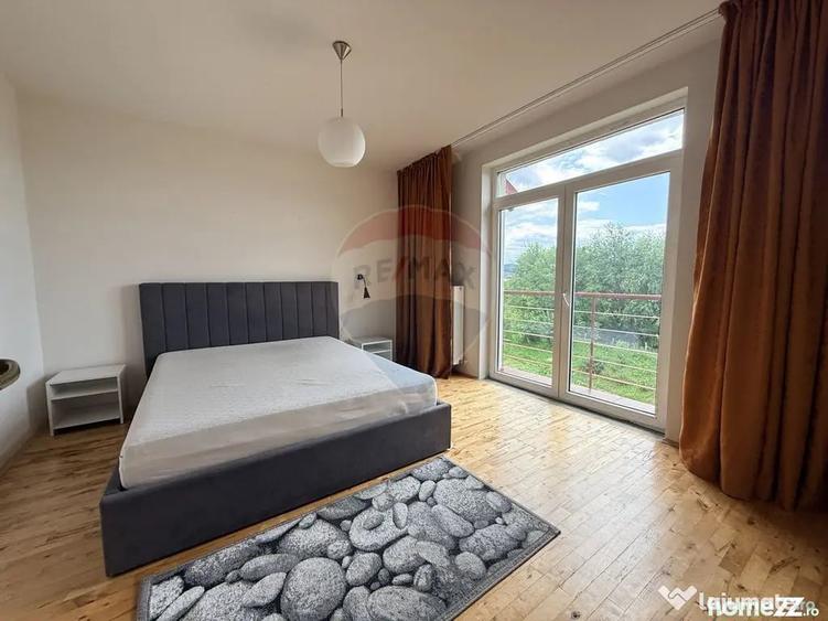 Casă cu 5 camere cu Teren 100 Mp în Florești