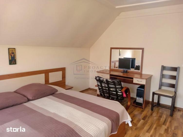 Casă cu 5 camere cu Teren 407 Mp în Șcheia