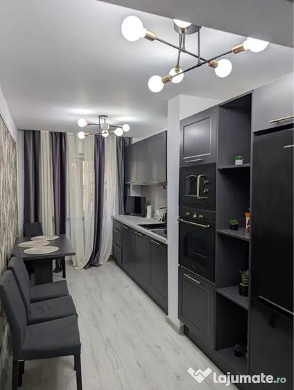 Apartament cu 2 camere decomandat în Central