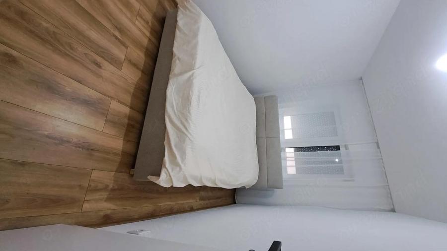 Apartament cu 3 camere decomandat în Sântandrei