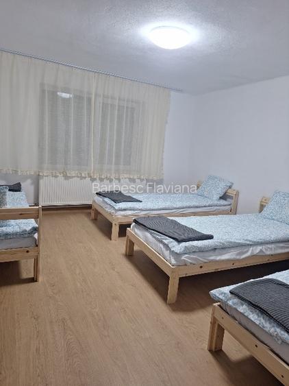 Casă cu 3 camere cu Teren 600 Mp în Central