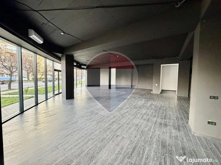 Spațiu comercial, de 270 mp, în Nord