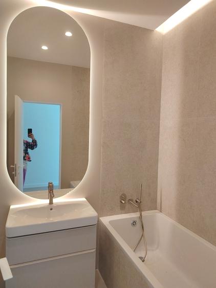 Apartament cu 3 camere semidecomandat în Aviației