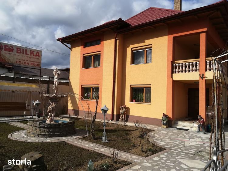 Casă cu 6 camere cu Teren 1000 Mp în Gura Humorului