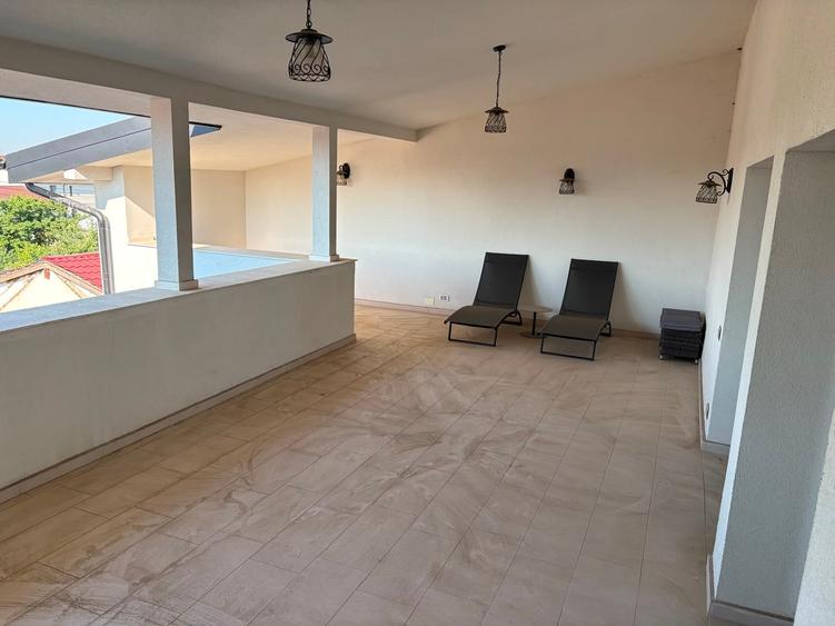 Casă cu 5 camere cu Teren 523 Mp în Pipera