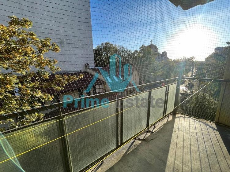Apartament cu 3 camere semidecomandat, mobilat în Gheorgheni