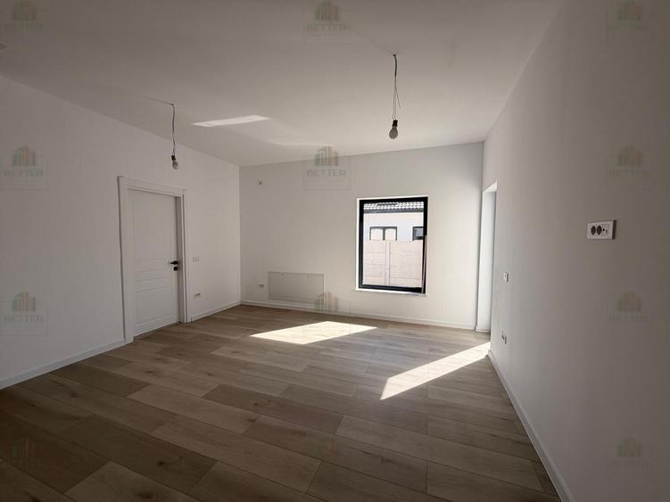 Casă individuală cu 4 camere cu Teren 380 Mp în Berceni