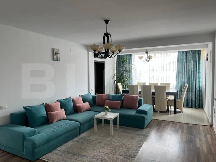 Apartament cu 3 camere semidecomandat, mobilat în Lipovei
