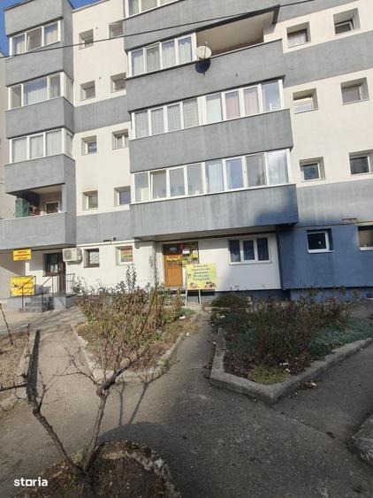 Spațiu comercial, de 23 mp, în Central
