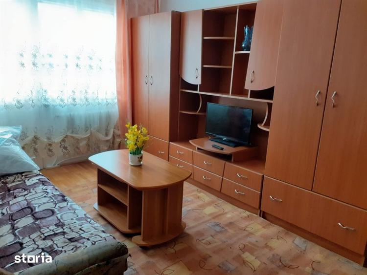 Apartament cu 3 camere decomandat, mobilat în Grigorescu