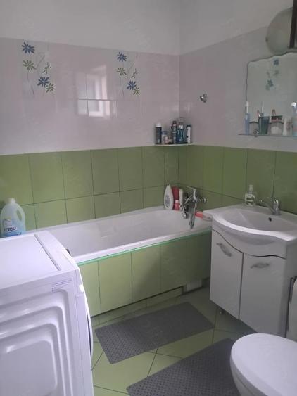 Casă cu 2 camere cu Teren 205 Mp în Păușești