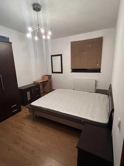 Apartament cu 3 camere decomandat în Văcăresti