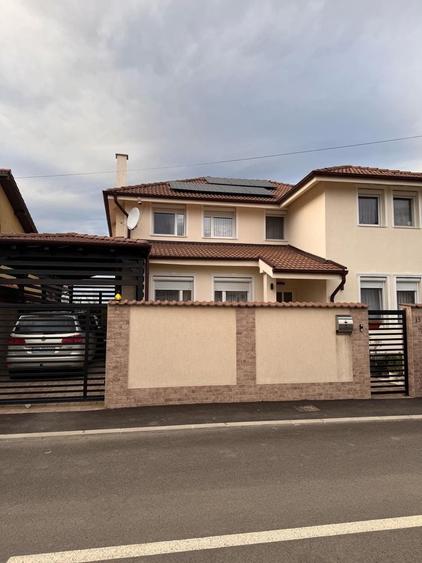 Casă cu 4 camere în Satu Mare