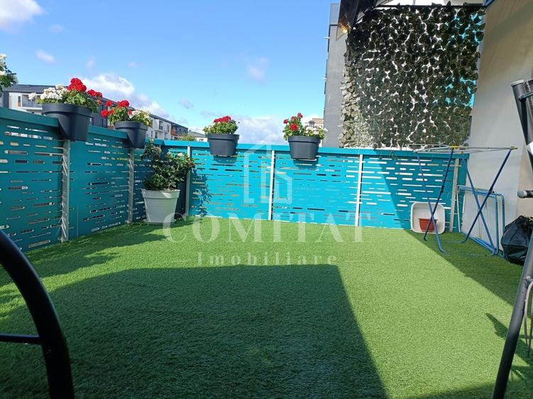 Apartament cu 3 camere semidecomandat, mobilat în Florești