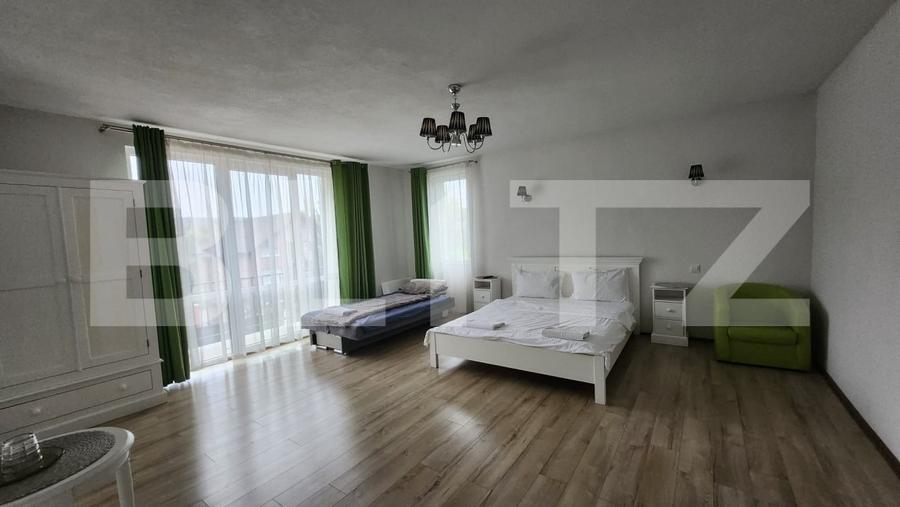 Casă individuală cu 10 camere cu Canalizare în Corunca