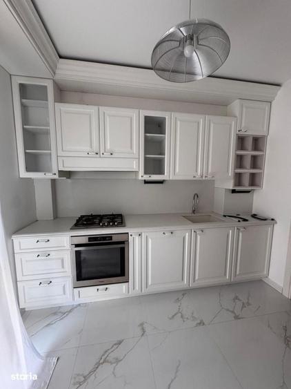 Apartament cu 4 camere, mobilat în Central