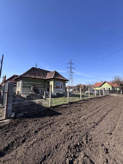 Casă cu 2 camere în Central
