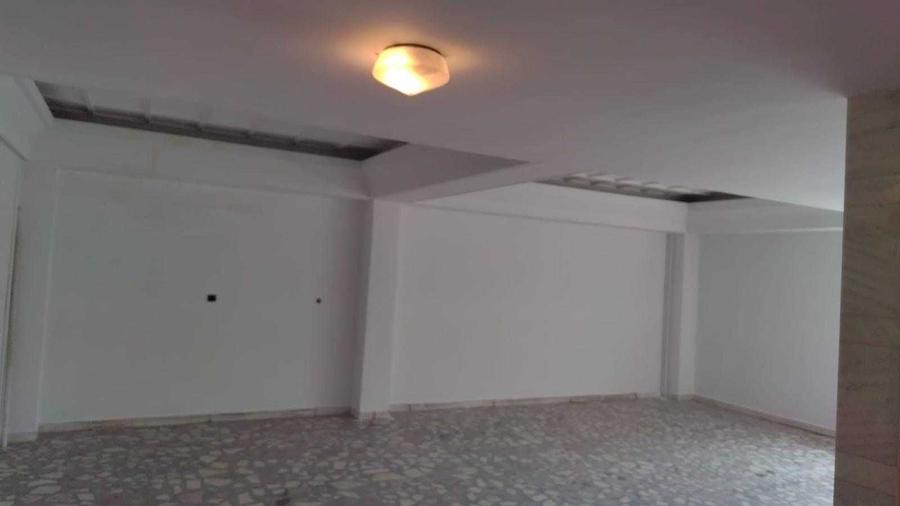 Spațiu comercial, de 200 mp, în Central
