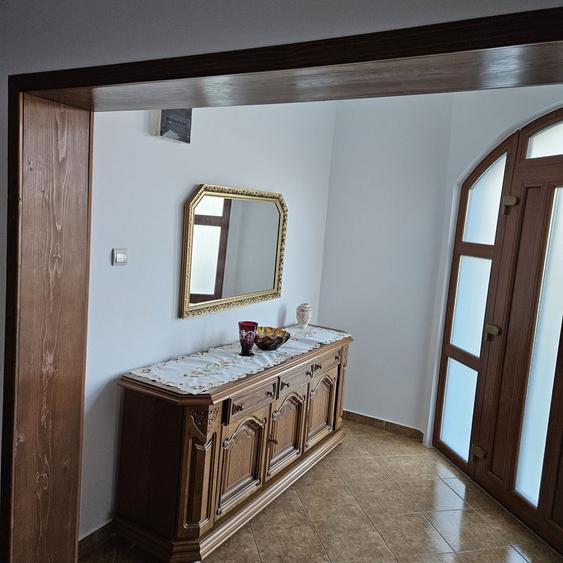 Casă cu 4 camere cu Teren 2900 Mp în Bălteni