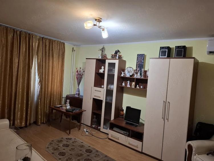 Apartament cu 2 camere semidecomandat în Poarta 6