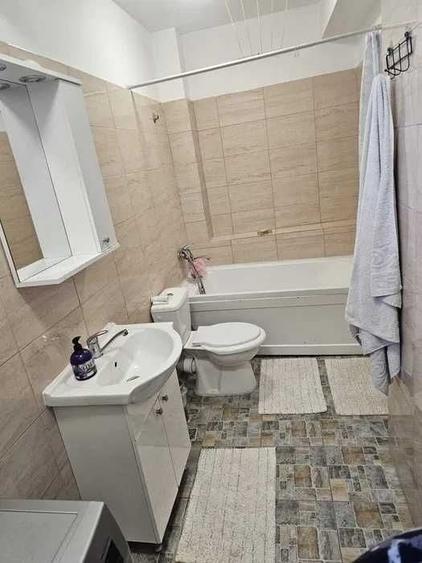 Apartament cu 2 camere decomandat în Popoveni