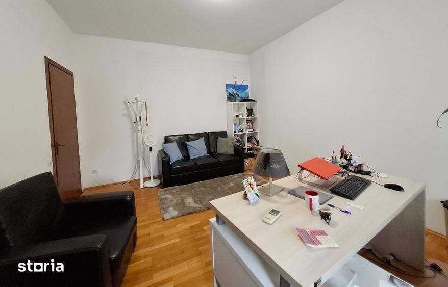 Apartament cu 4 camere în Primăverii