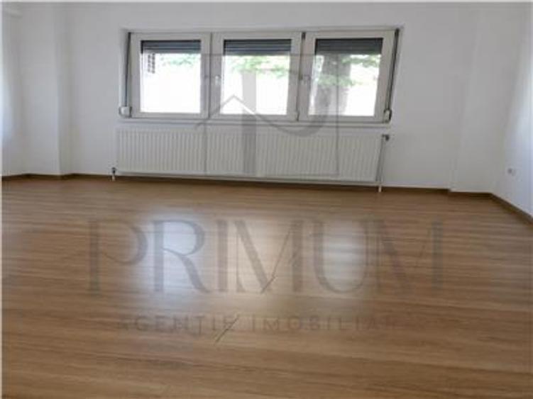 Apartament cu 2 camere decomandat în Aradului