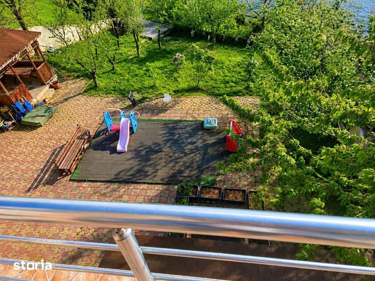 Apartament cu 4 camere în Fundeni