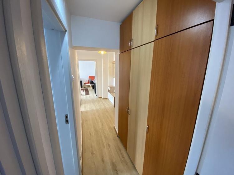 Apartament cu 2 camere decomandat în Albești