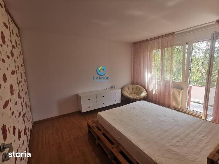 Garsonieră decomandată, mobilată în Astra