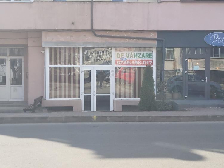 Spațiu comercial, de 38 mp, în Central