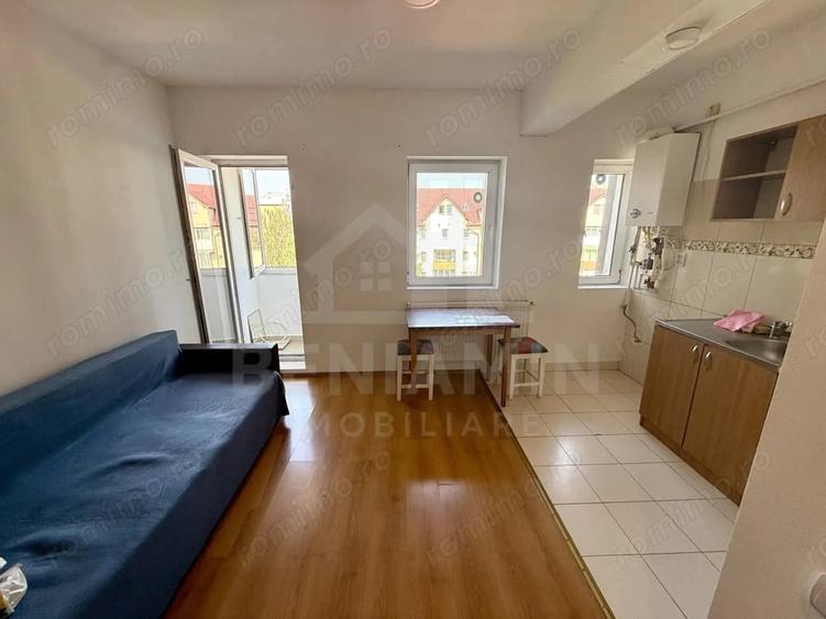 Apartament cu 3 camere decomandat în Gării