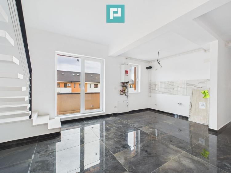 Apartament cu 3 camere semidecomandat în Giroc