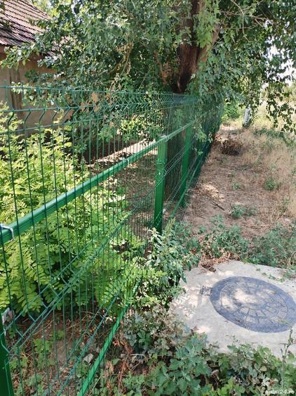 Casă cu 4 camere cu Teren 1485 Mp în Răzoarele