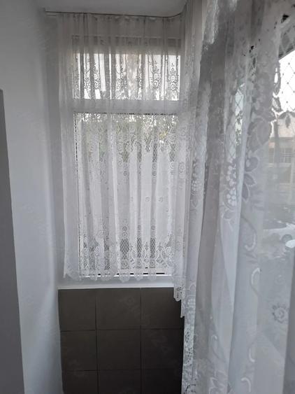 Garsonieră decomandată în Prundu